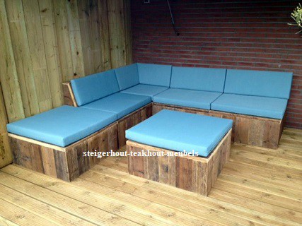 steigerhouten-lounge-hoekbank